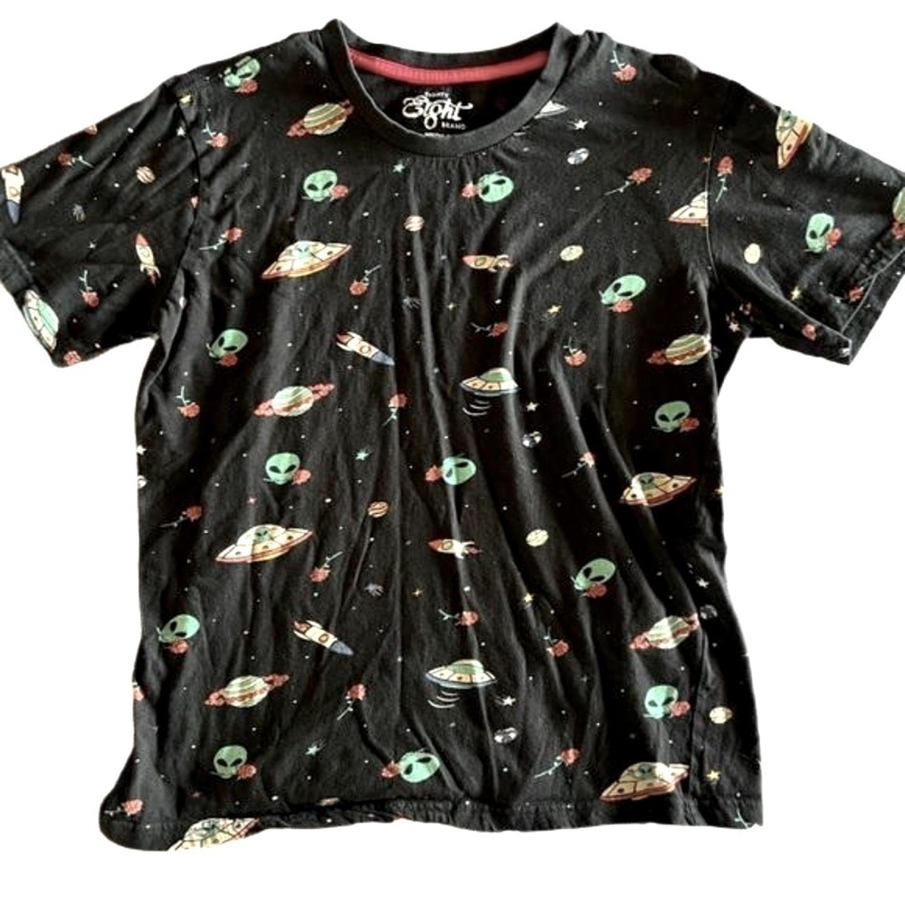 Eighty Eight Boys Alien Spaceship Short Sleeve Graphic Tee Size M